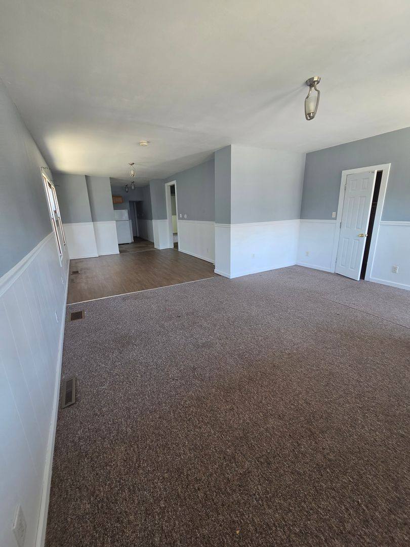 Apartment for rent at 440 E 23rd St #1, Erie, PA 16503