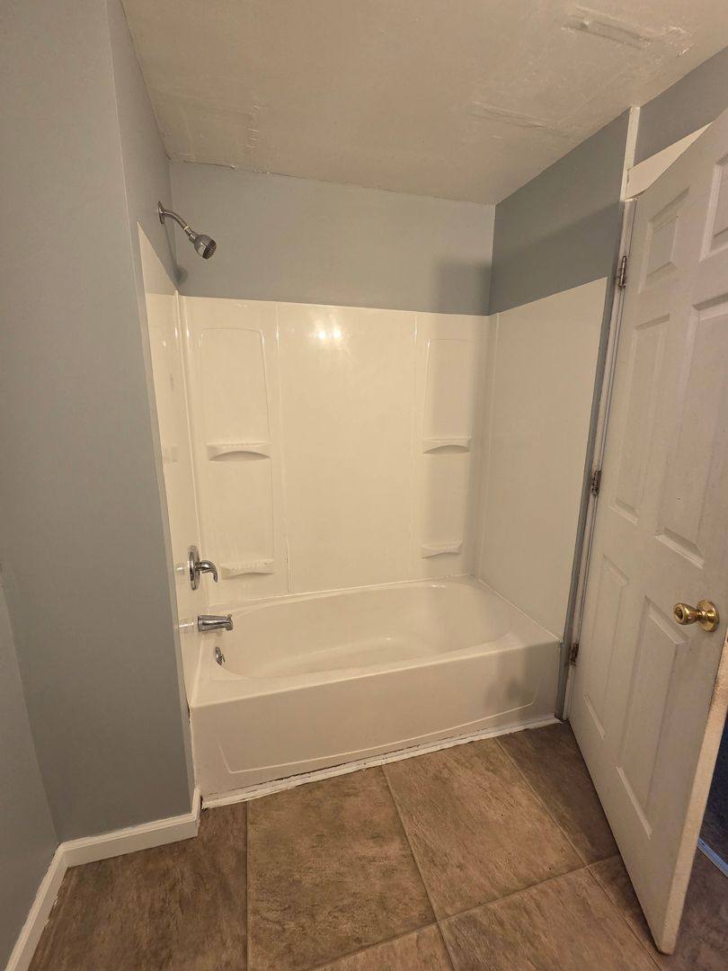 Apartment for rent at 440 E 23rd St #1, Erie, PA 16503