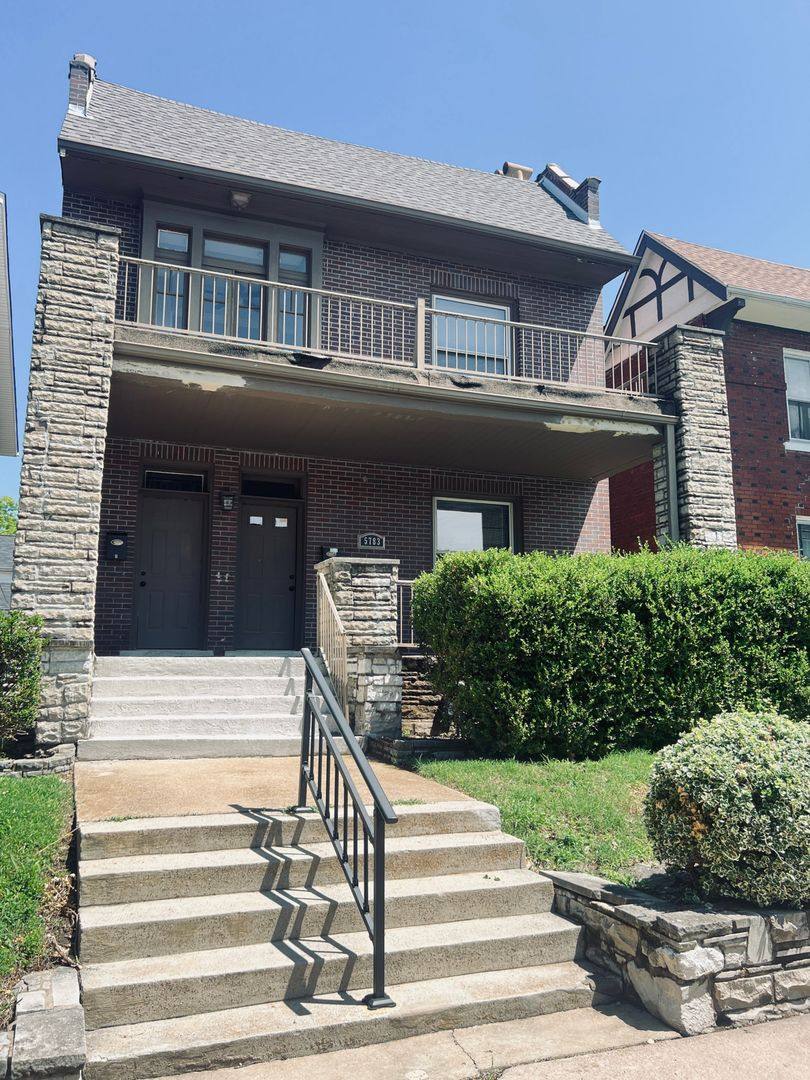 Apartment for rent at 5783 McPherson Ave, Saint Louis, MO 63112