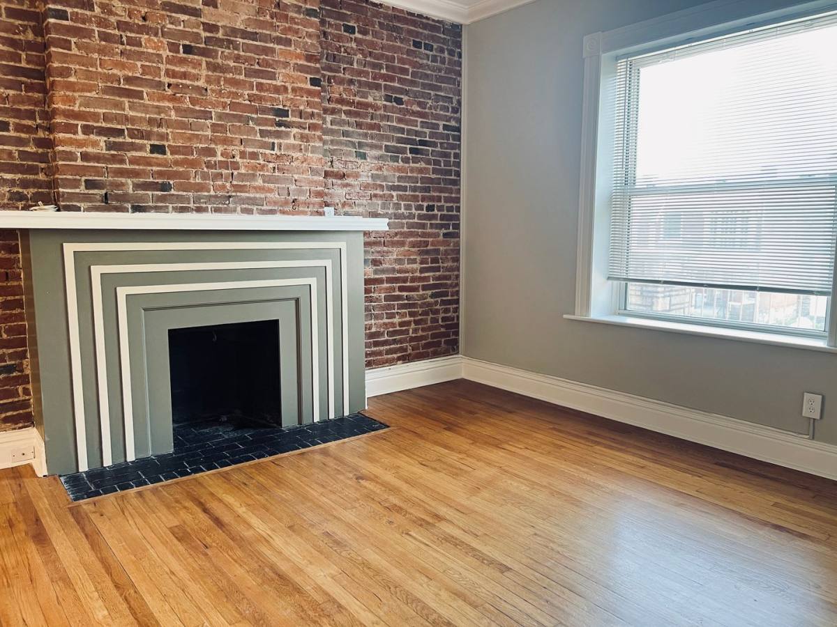 Apartment for rent at 5783 McPherson Ave, Saint Louis, MO 63112