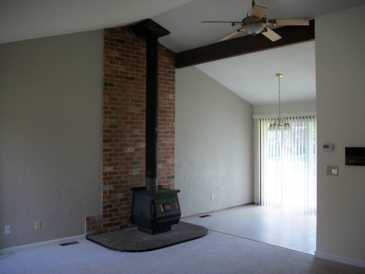 House for rent at 83 NW Nichols Ave, Bremerton, WA 98311