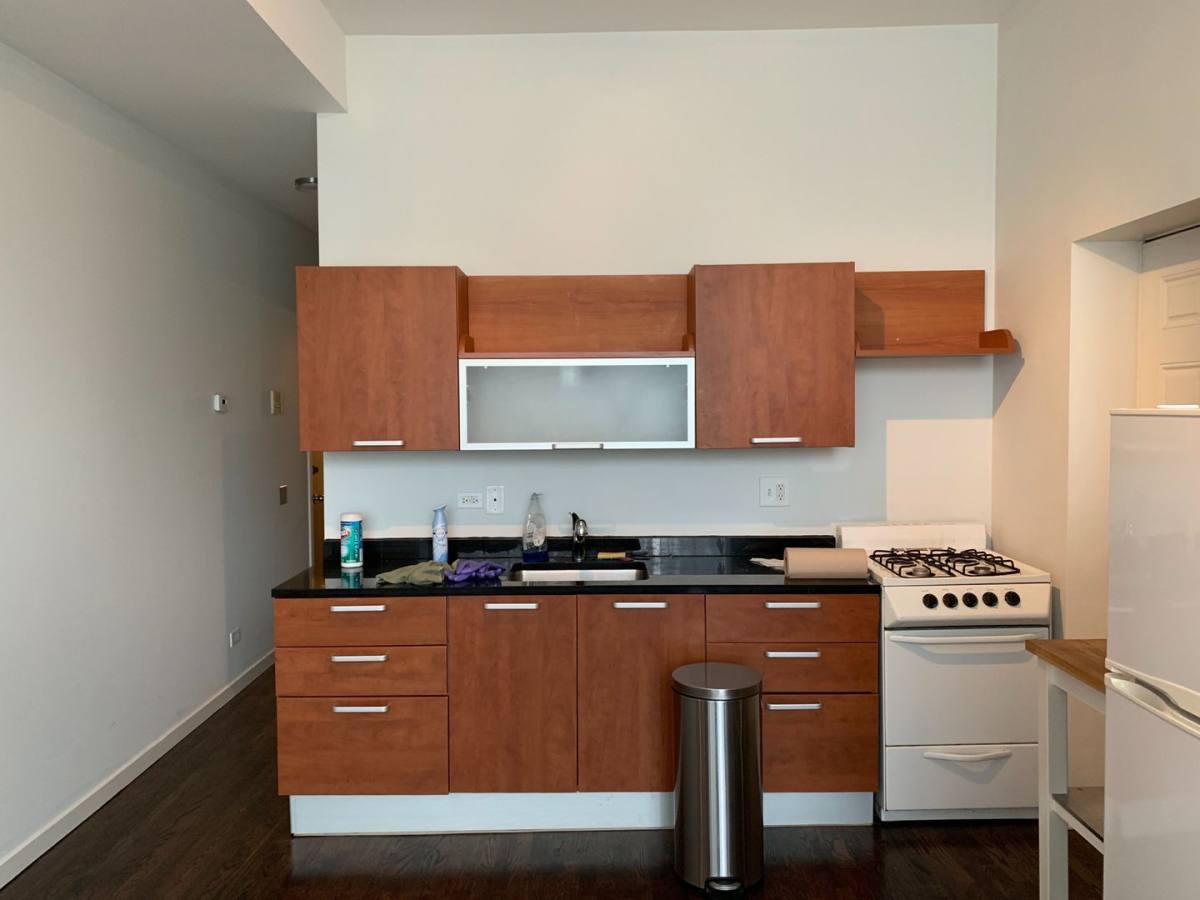 Apartment for rent at 2824 W Armitage Ave, Chicago, IL 60647