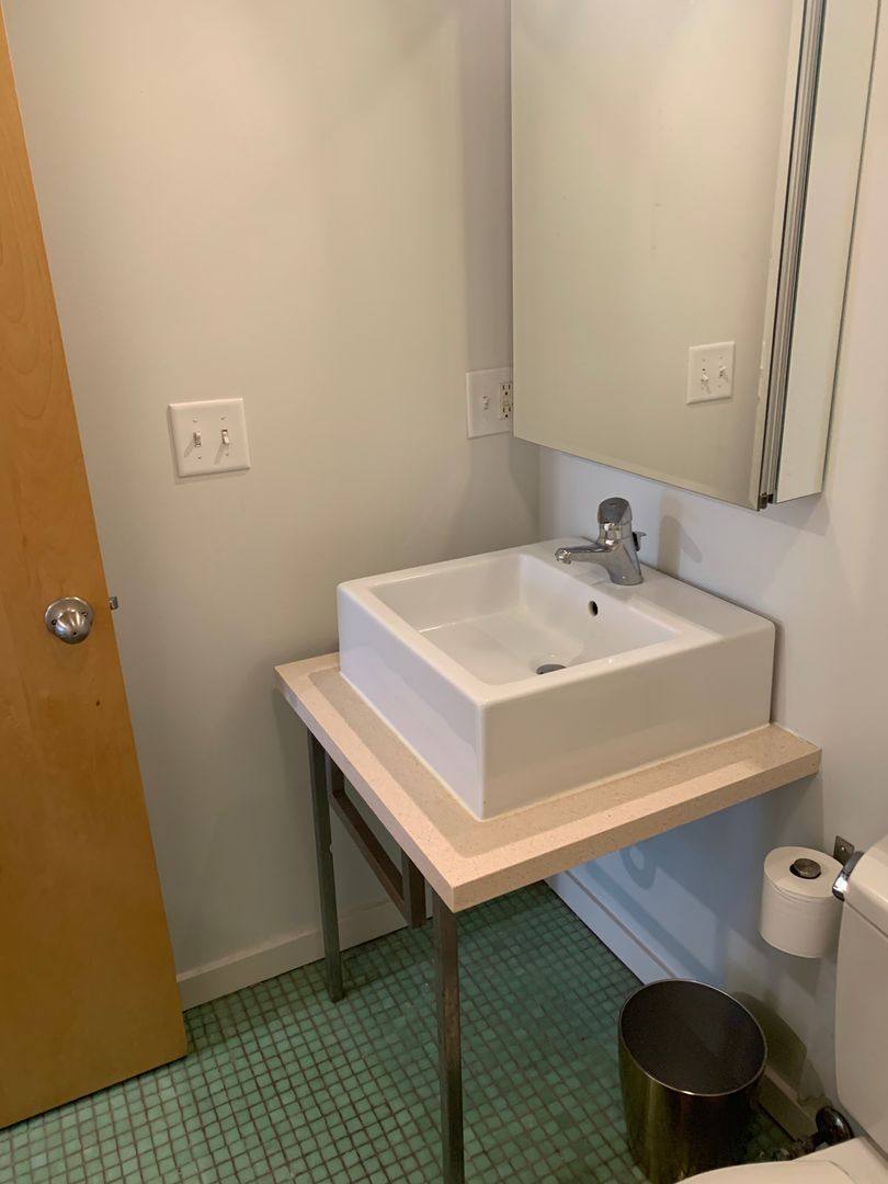 Apartment for rent at 2824 W Armitage Ave, Chicago, IL 60647