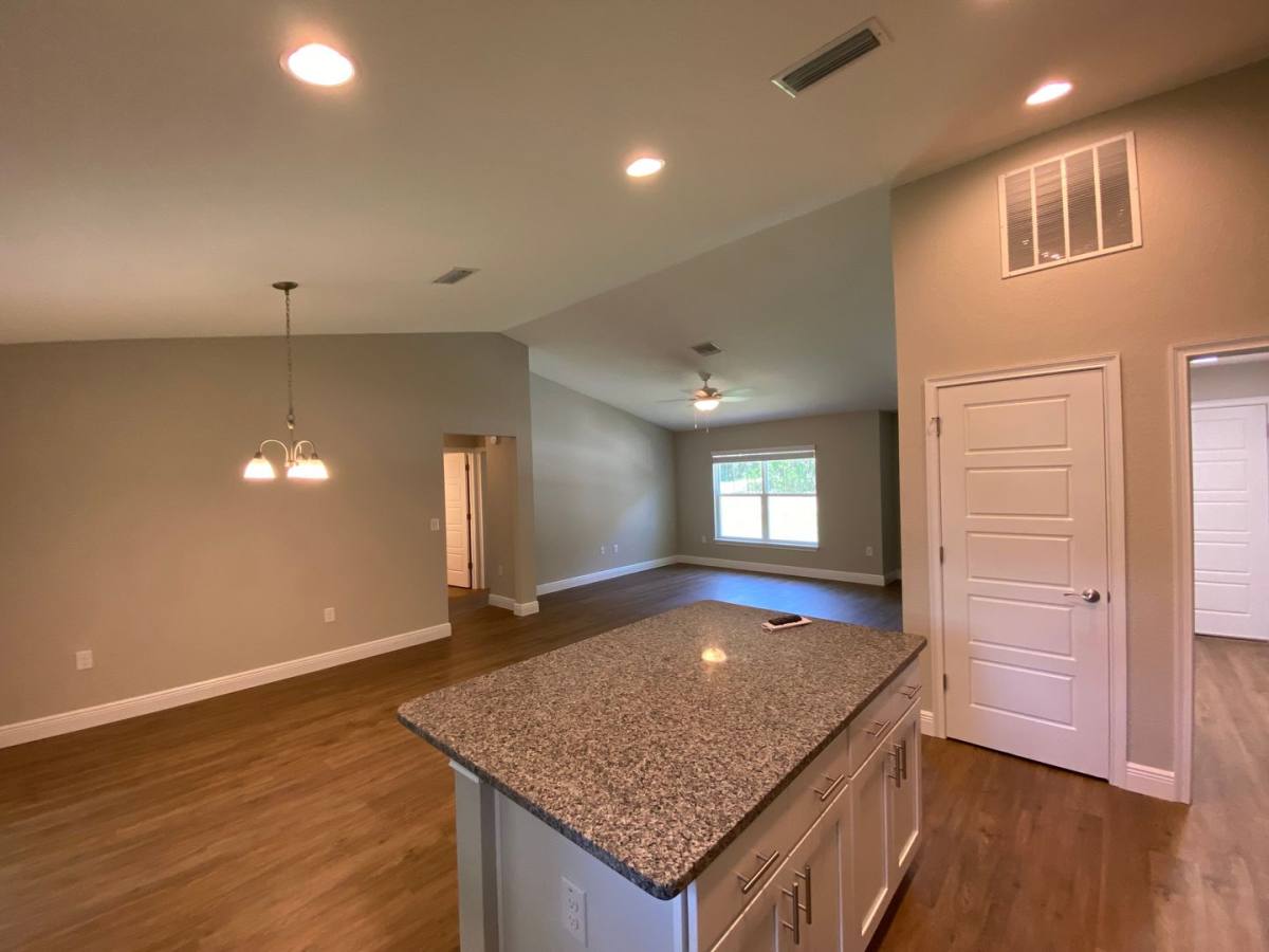 House for rent at 9065 N Akola Way, Dunnellon, FL 34434