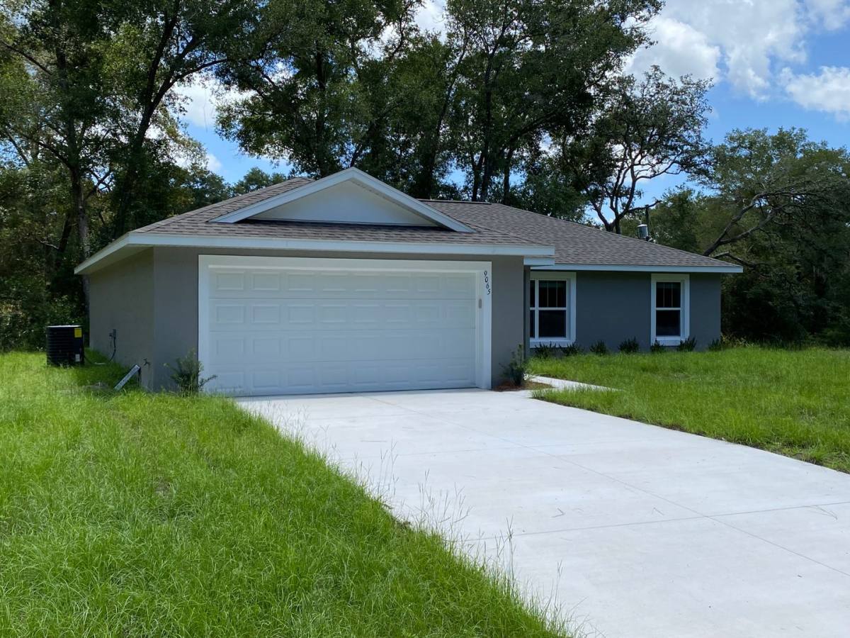 House for rent at 9065 N Akola Way, Dunnellon, FL 34434