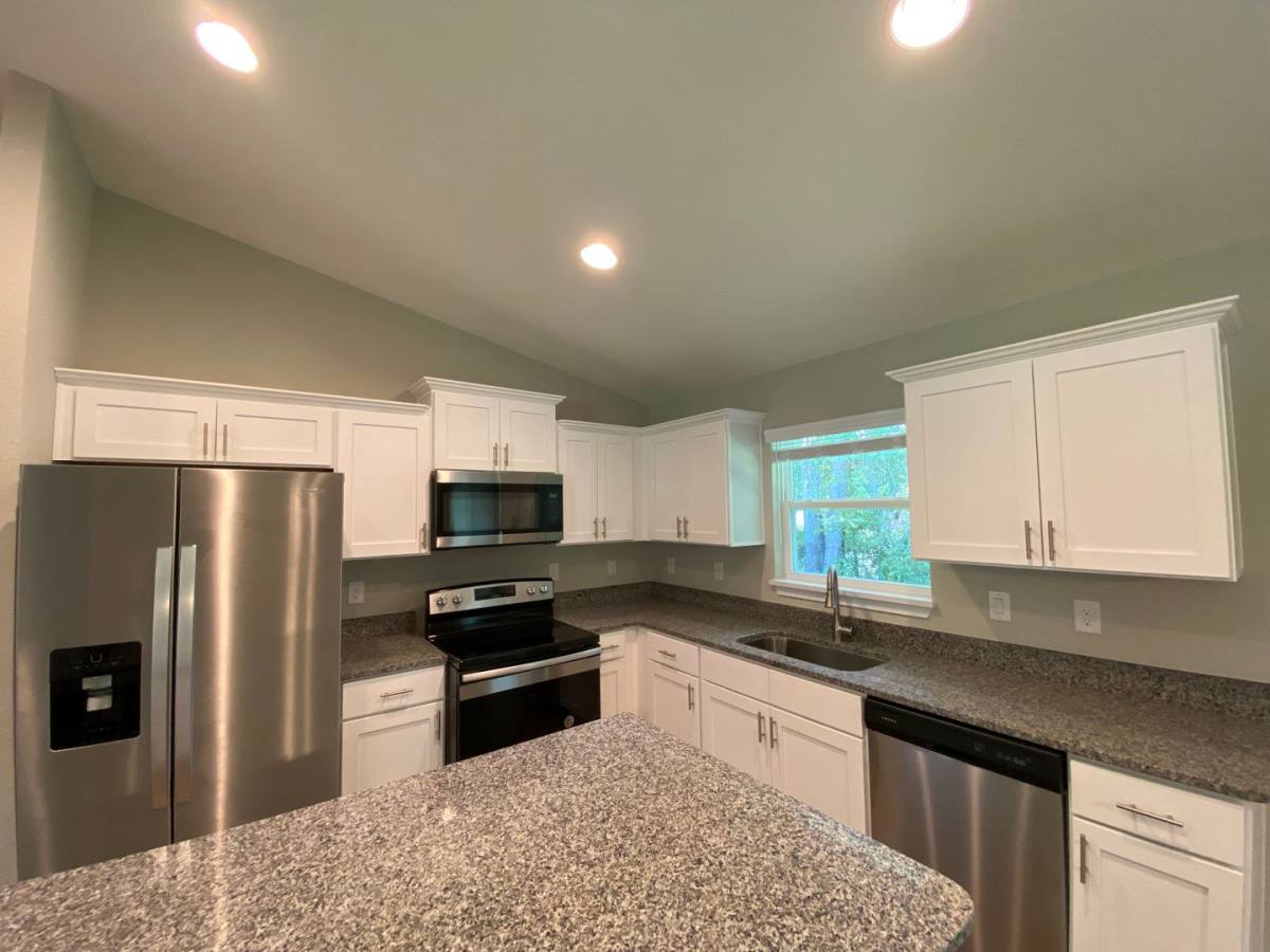 House for rent at 9065 N Akola Way, Dunnellon, FL 34434