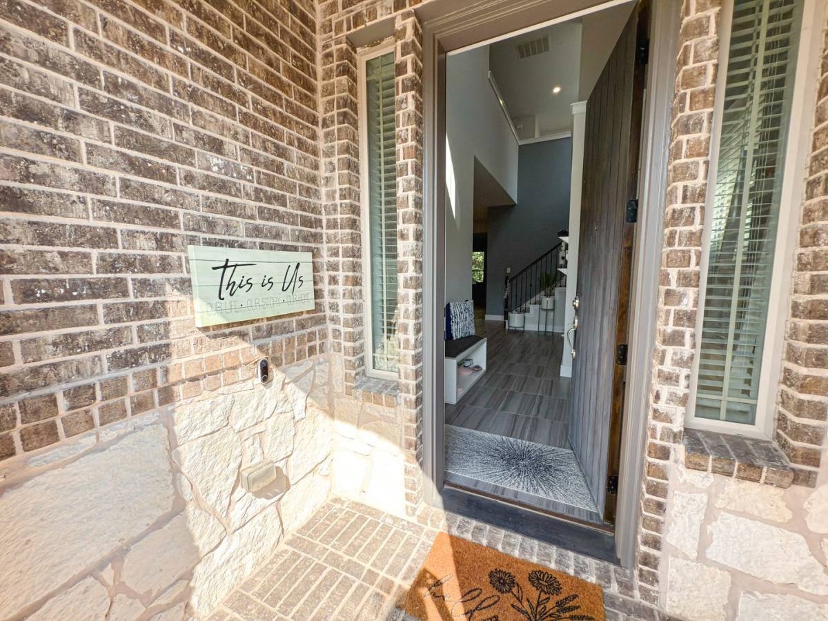 House for rent at 2839 Highpoint Court, Lewisville, TX 75067
