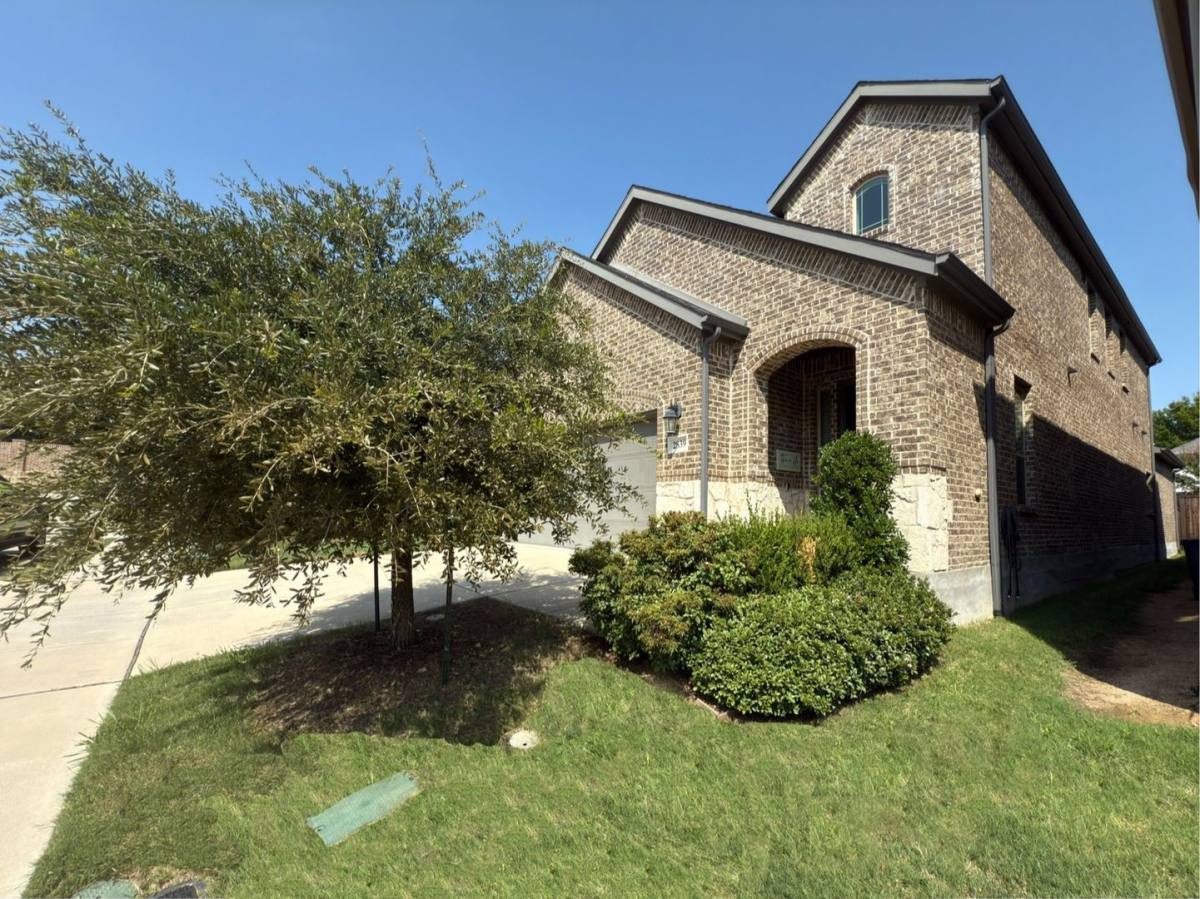 House for rent at 2839 Highpoint Court, Lewisville, TX 75067