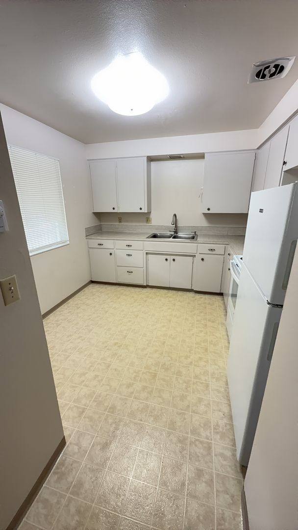 Apartment for rent at 1933-1939 W Potter Dr, Boise, ID 83706
