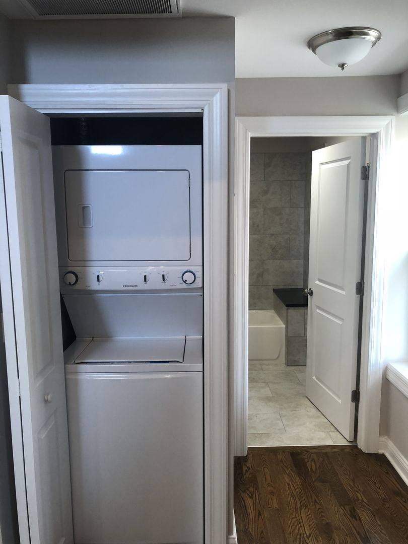 Apartment for rent at 1742 W 18th Place, Chicago, IL 60608