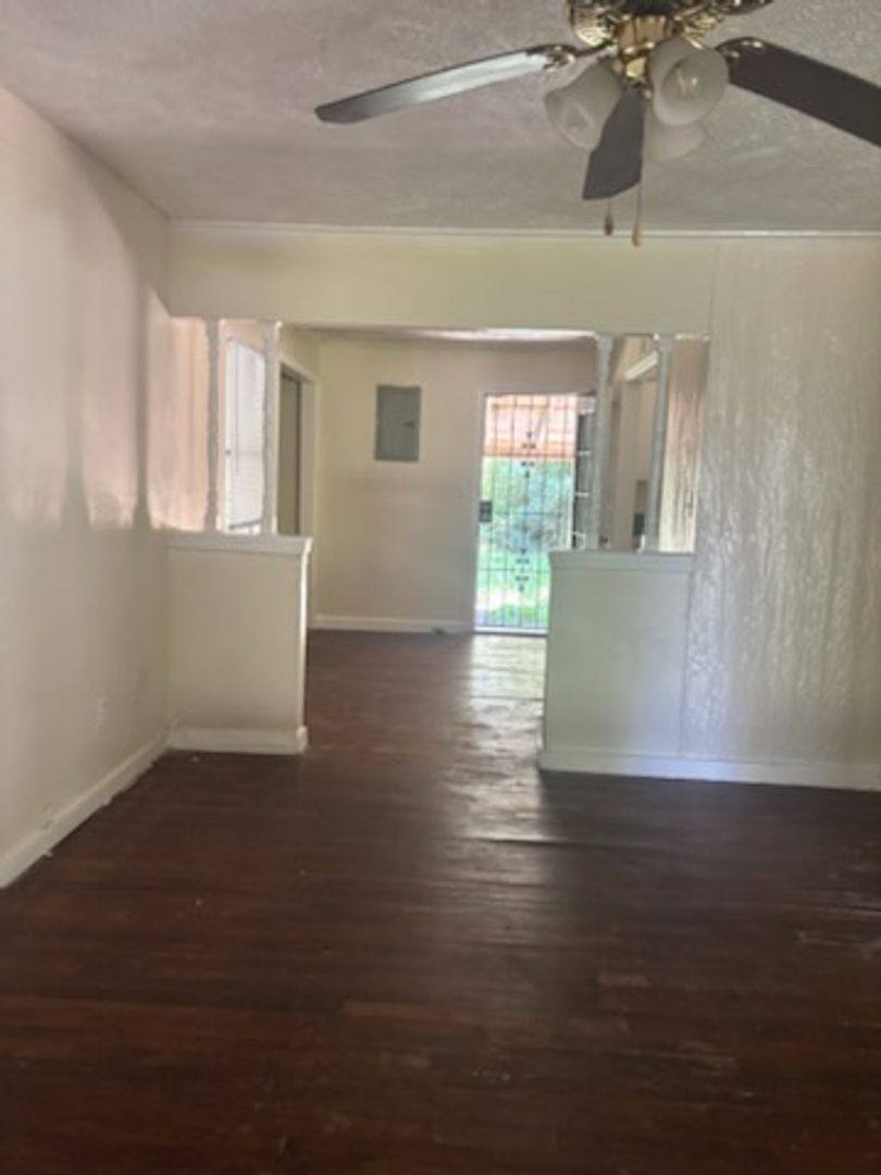 House for rent at 5076 London Lane, Jackson, MS 39209