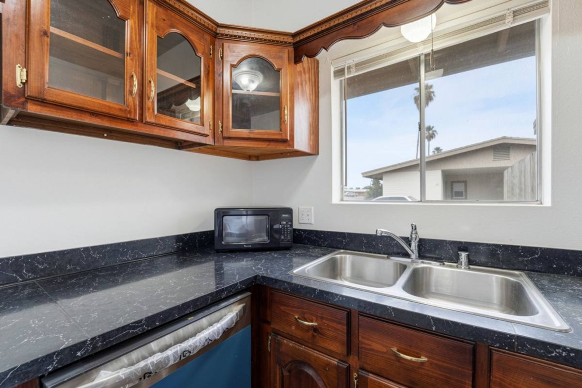 House for rent at 545 E Brown Rd, Mesa, AZ 85203