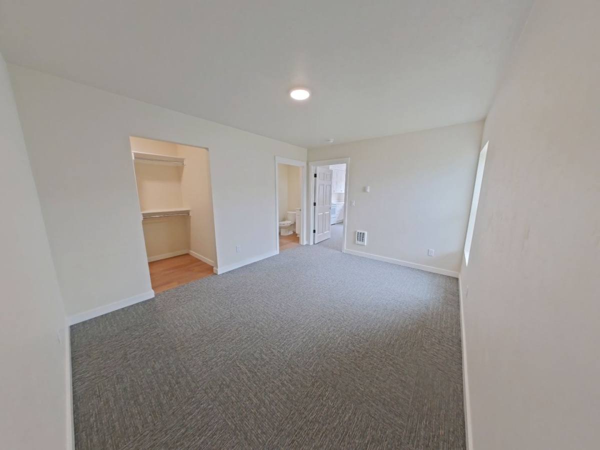 House for rent at 1445 Railroad Blvd Space #34, Eugene, OR 97402