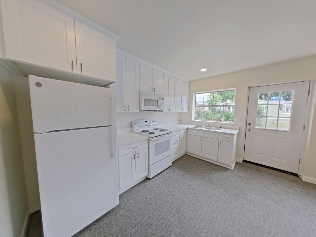 House for rent at 1445 Railroad Blvd Space #34, Eugene, OR 97402
