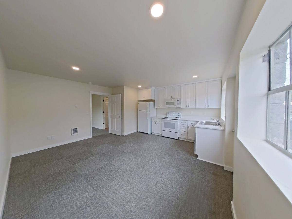 House for rent at 1445 Railroad Blvd Space #34, Eugene, OR 97402
