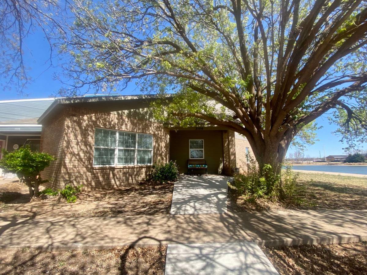 Townhouse for rent at 3106 74th St, Lubbock, TX 79423