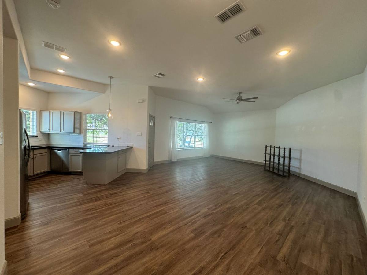 Townhouse for rent at 3106 74th St, Lubbock, TX 79423