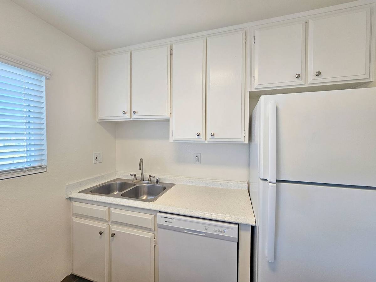 Apartment for rent at 8253 Graves Ave, Santee, CA 92071