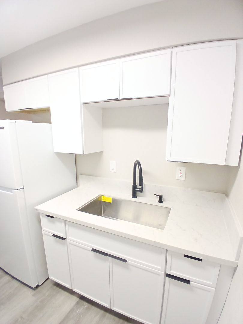 Apartment for rent at 455 W Orange Ave, El Centro, CA 92243
