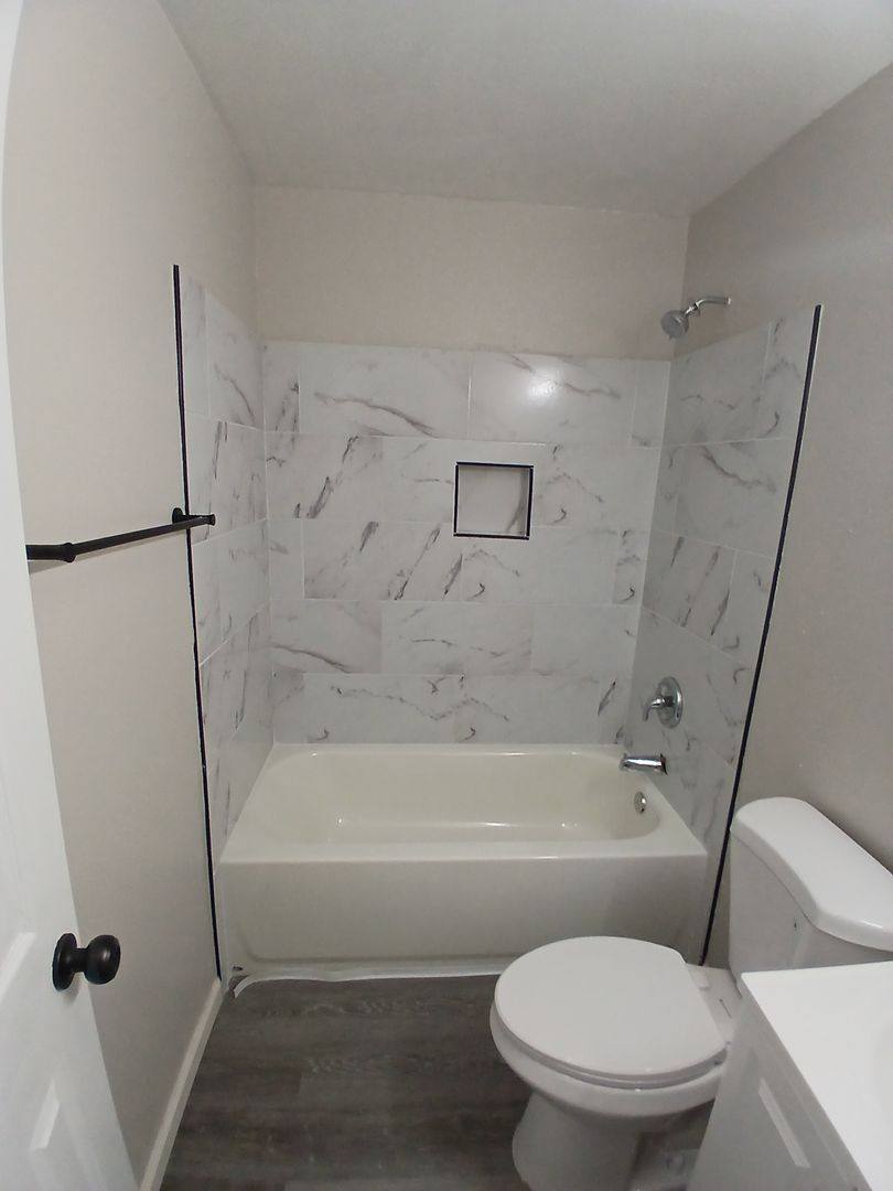 Apartment for rent at 455 W Orange Ave, El Centro, CA 92243