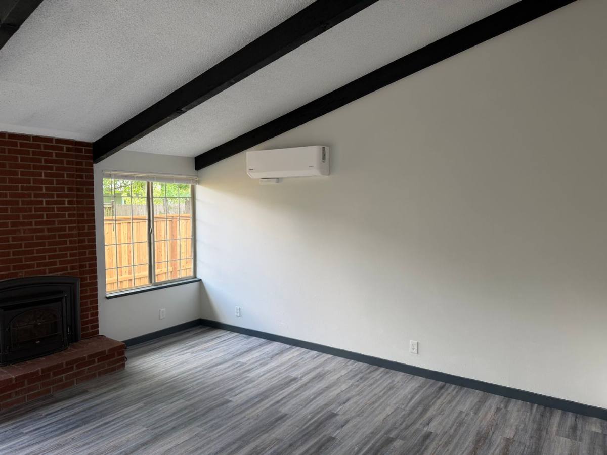 House for rent at 3769 Kevington Ave, Eugene, OR 97405
