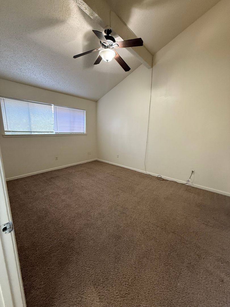 Townhouse for rent at 8224-C Governor Dr, Baton Rouge, LA 70820
