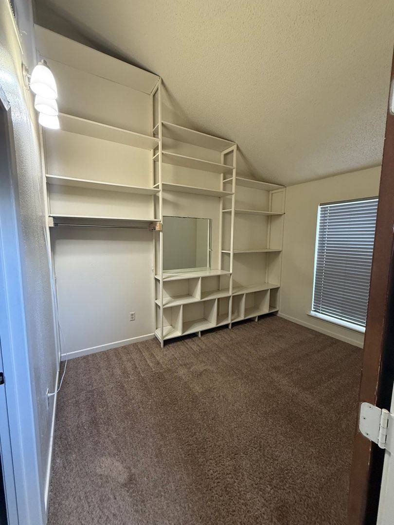 Townhouse for rent at 8224-C Governor Dr, Baton Rouge, LA 70820