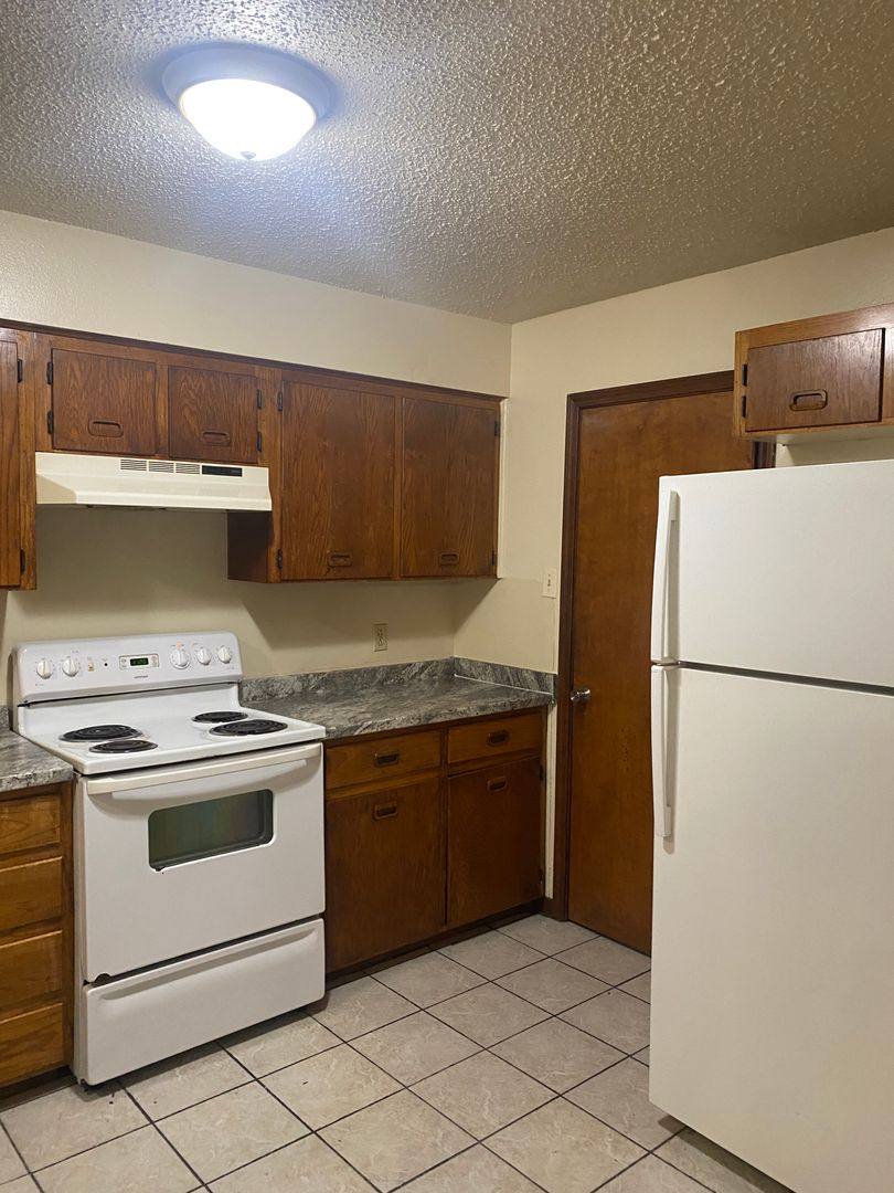 Apartment for rent at 8271 Bayou Fountain Dr, Baton Rouge, LA 70820