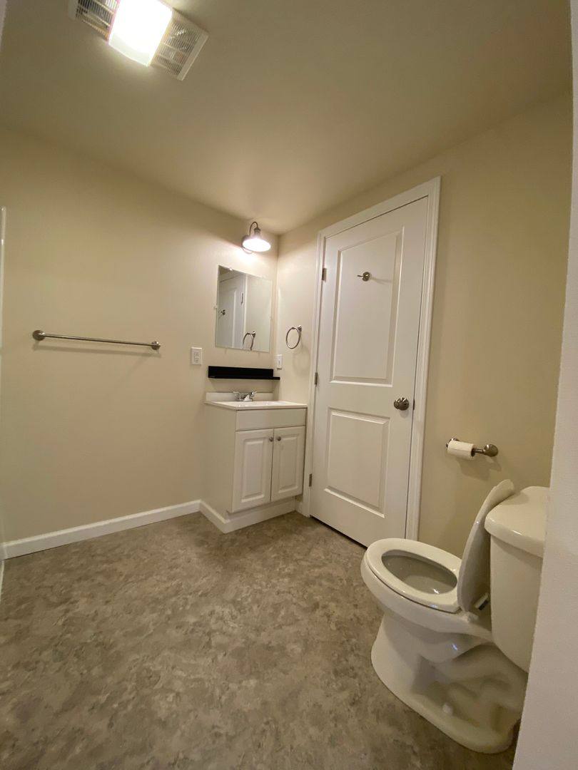 Apartment for rent at 754 102nd St S, Tacoma, WA 98444