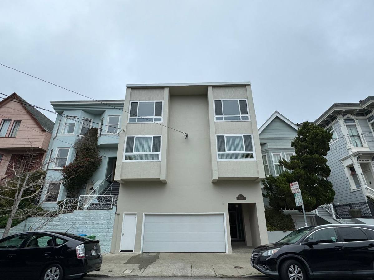 Apartment for rent at 442 Elizabeth St, San Francisco, CA 94114