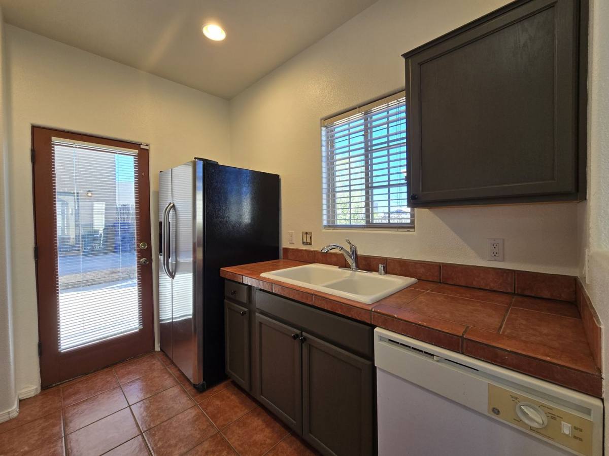 House for rent at 4138 Big Sky Rd, Santa Fe, NM 87507
