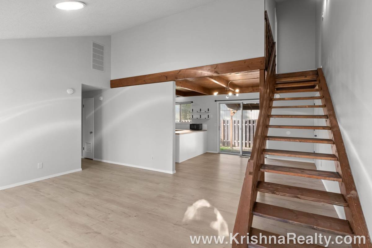 House for rent at 9957 SW Scott Court, Portland, OR 97223