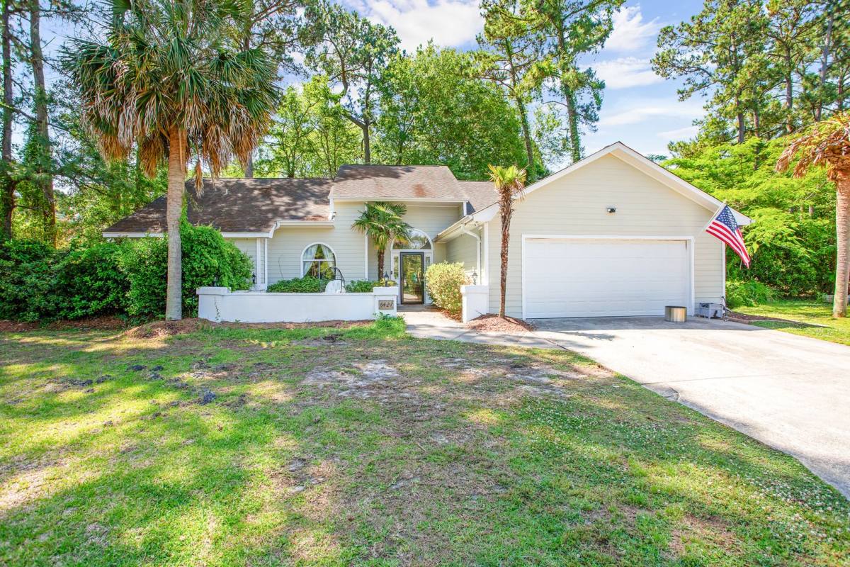 House for rent at 6427 Green Arbor Lane, Wilmington, NC 28409