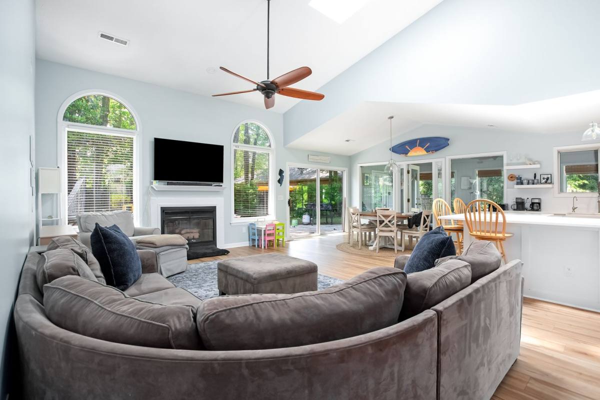 House for rent at 6427 Green Arbor Lane, Wilmington, NC 28409