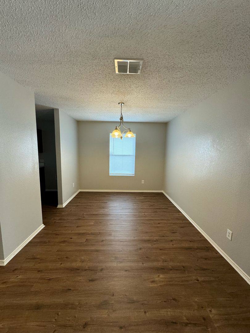 House for rent at 1805 Brookwood Dr, Terrell, TX 75160