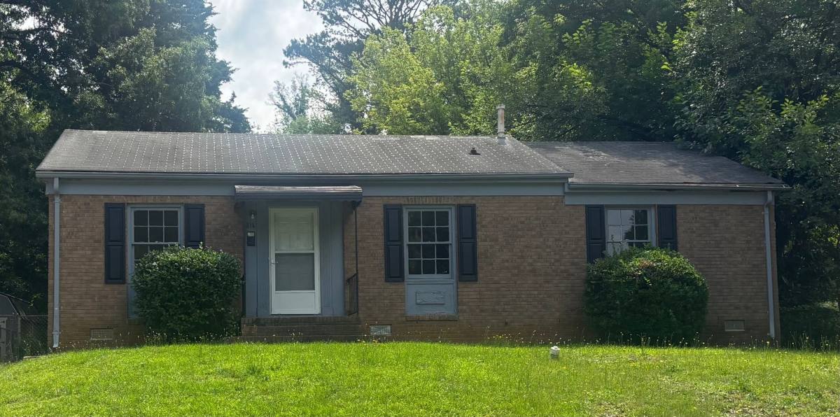 House for rent at 614 Kentbrook Dr, Charlotte, NC 28213