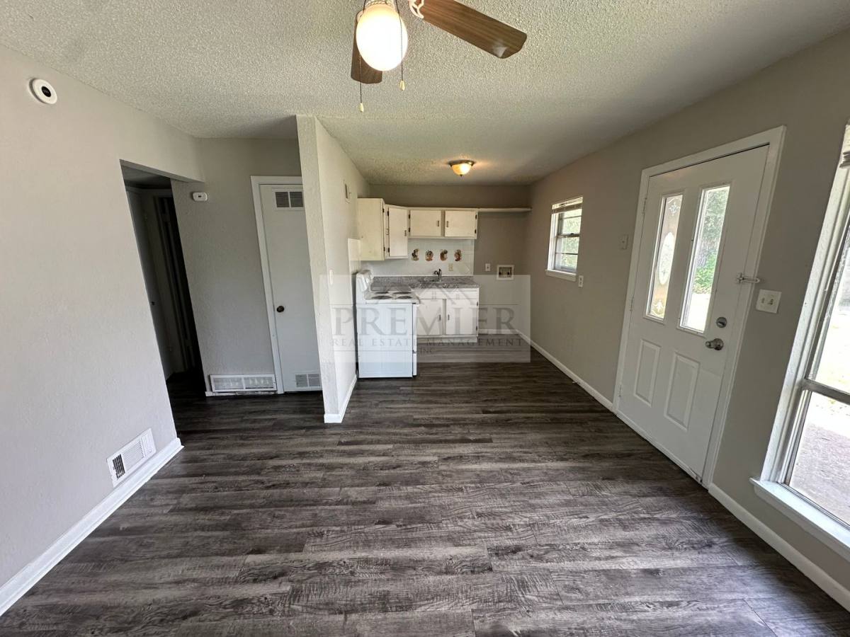 Townhouse for rent at 6205 E 152nd Terrace, Grandview, MO 64030