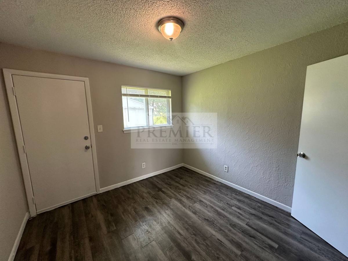 Townhouse for rent at 6205 E 152nd Terrace, Grandview, MO 64030