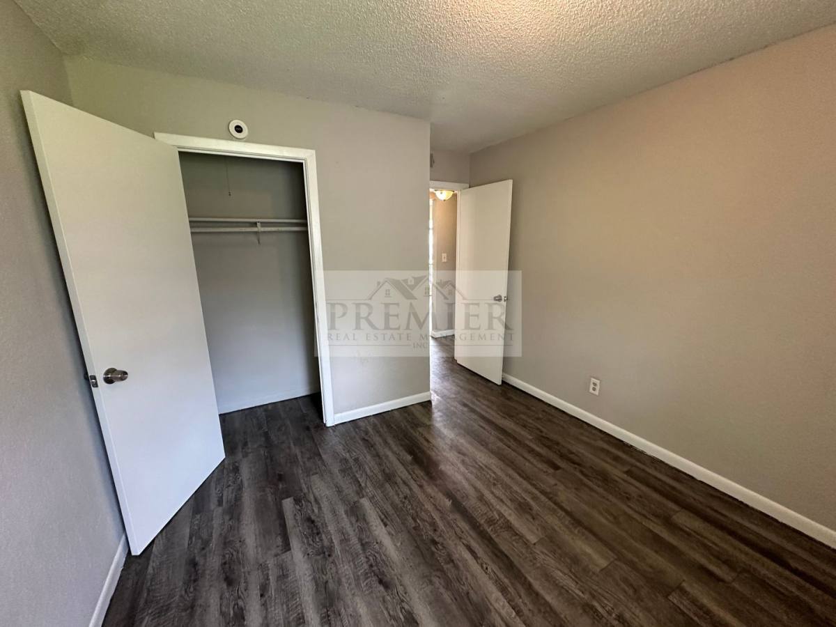 Townhouse for rent at 6205 E 152nd Terrace, Grandview, MO 64030