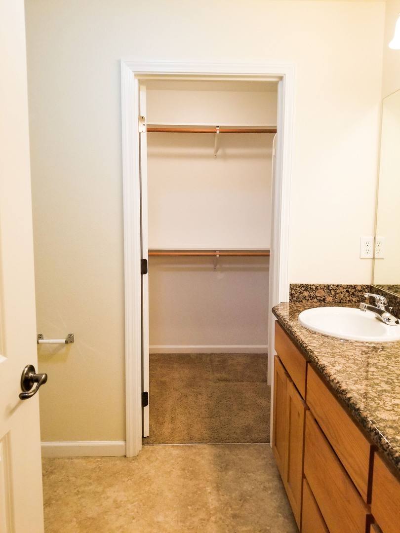 Apartment for rent at 2505 Corona, Medford, OR 97504