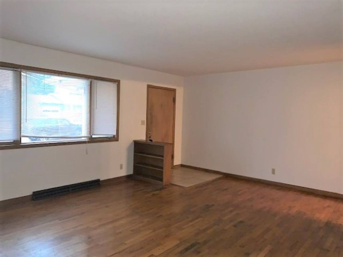 House for rent at 1249 S Cedarbrook Ave, Springfield, MO 65804