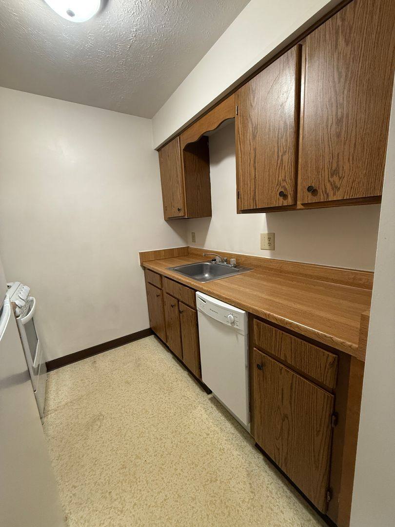 Apartment for rent at 3063 W 11th St, Erie, PA 16505