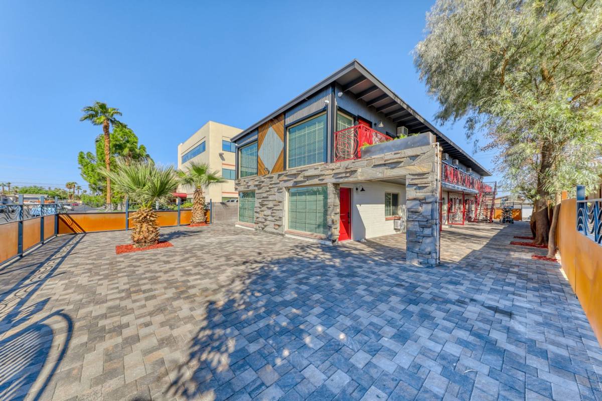 Apartment for rent at 317 S 11th St, Las Vegas, NV 89101