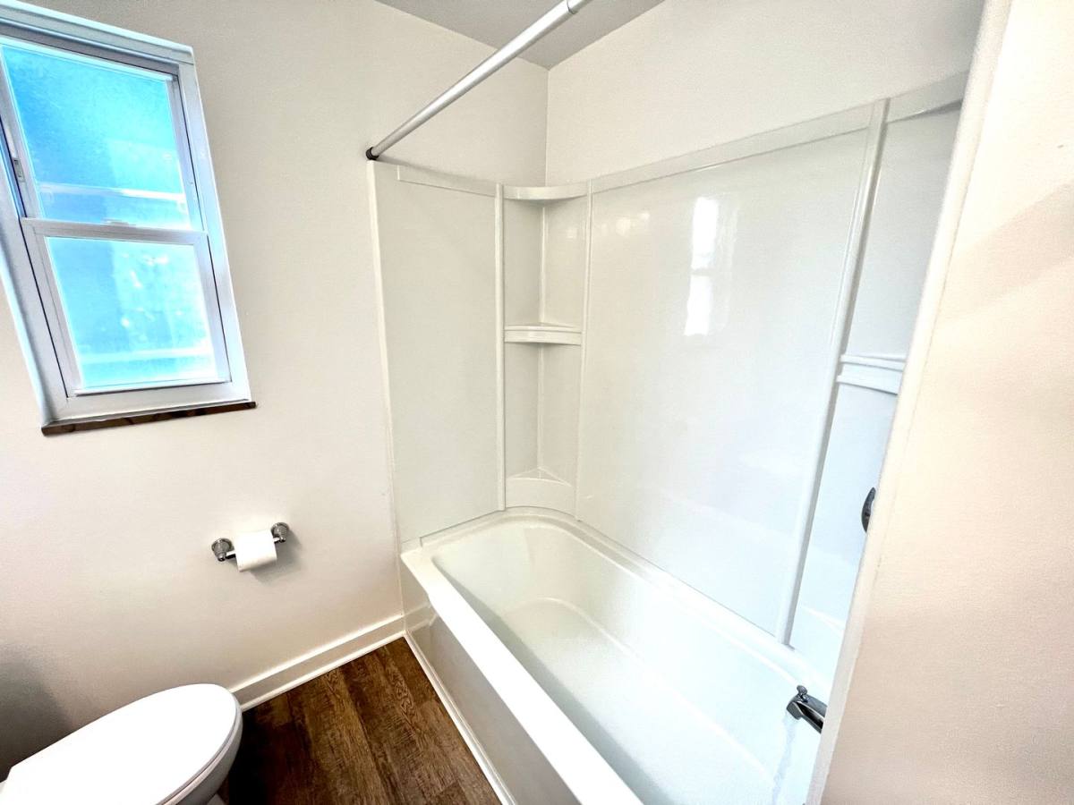 House for rent at 1235 Illinois Ave, Pittsburgh, PA 15216