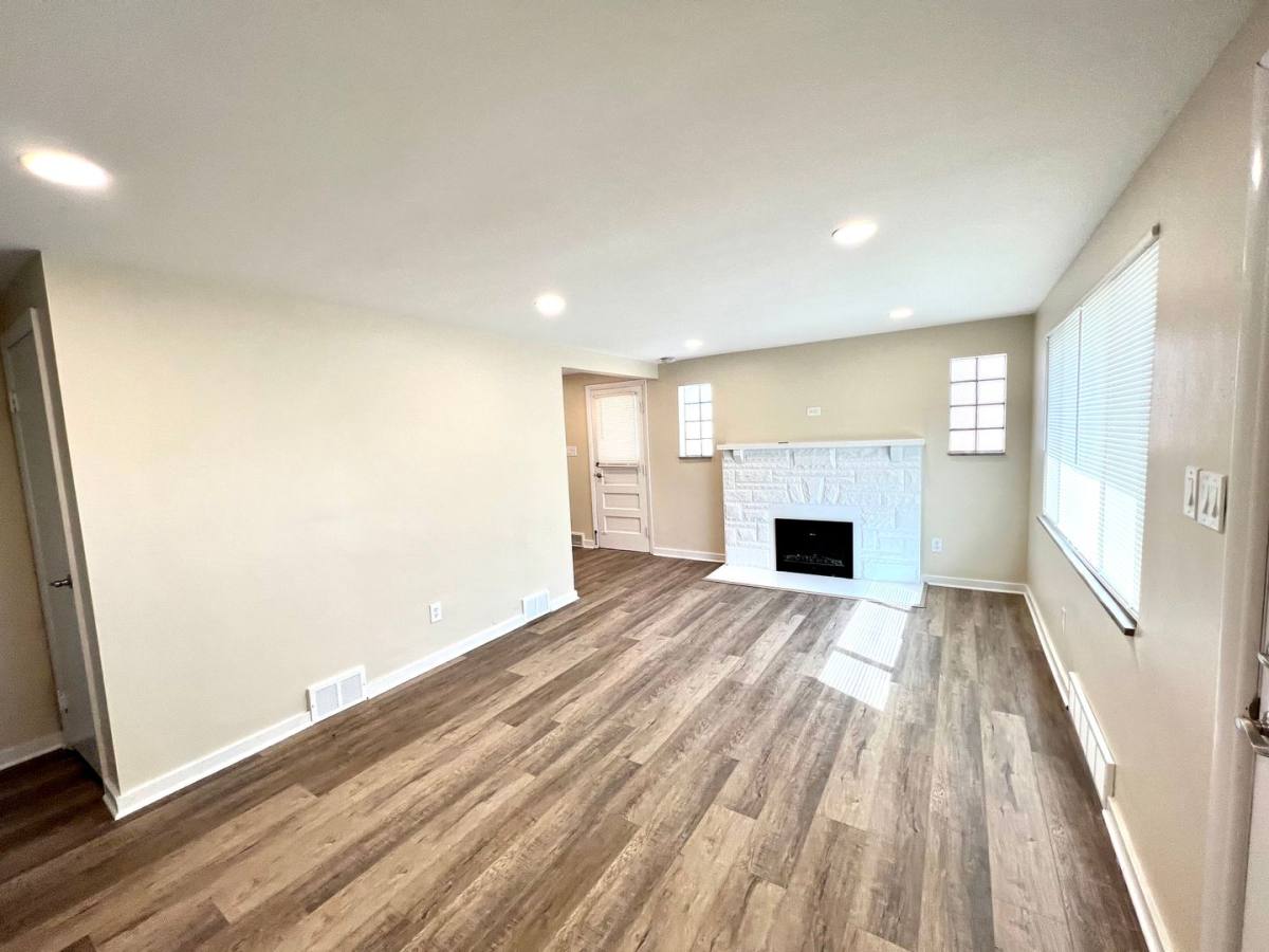 House for rent at 1235 Illinois Ave, Pittsburgh, PA 15216