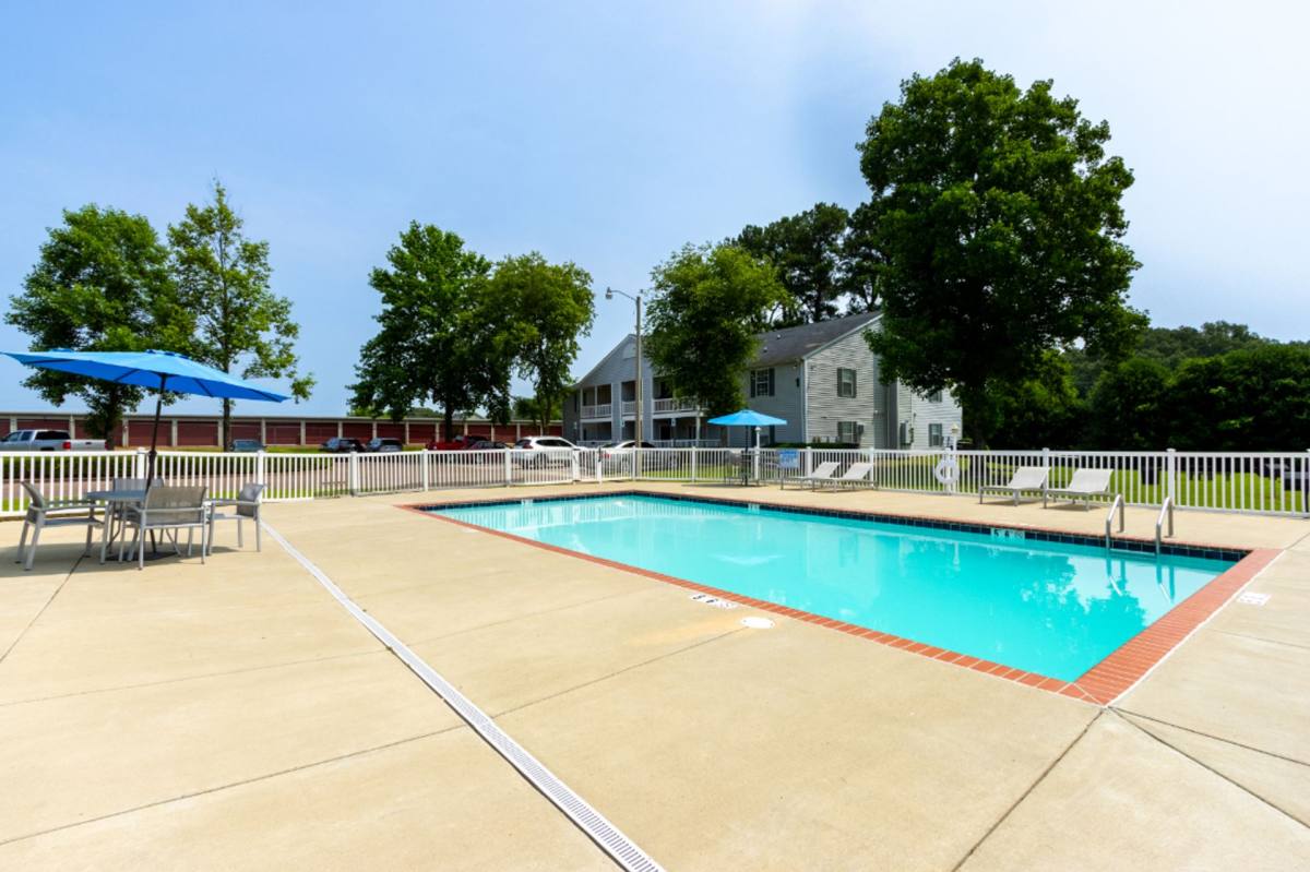 Apartment for rent at 200 Moore Ave, Senatobia, MS 38668