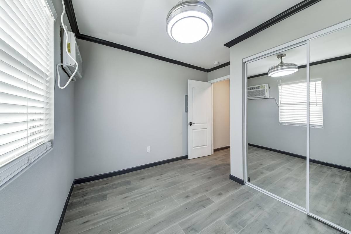 Apartment for rent at 119 S 15th St, Las Vegas, NV 89101