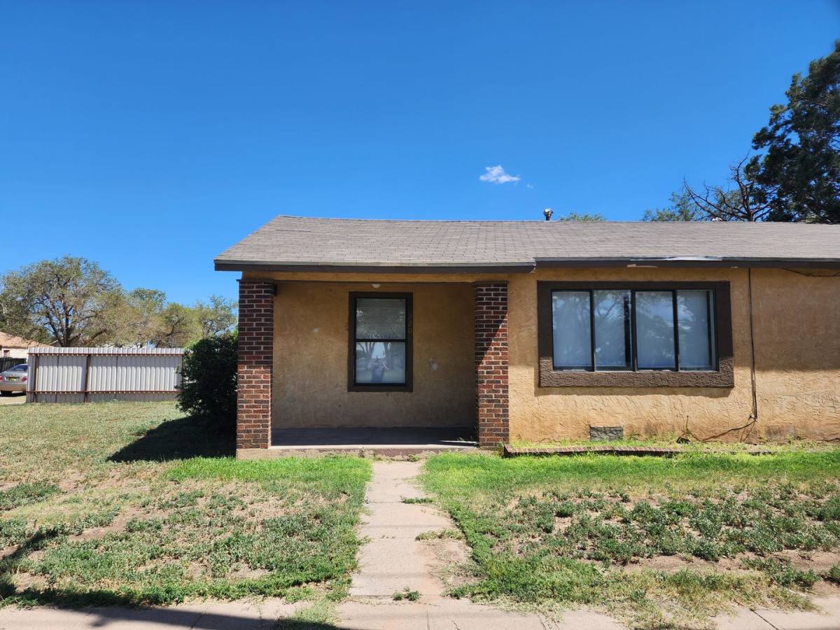 Apartment for rent at 218 220 E, Portales, NM 88130