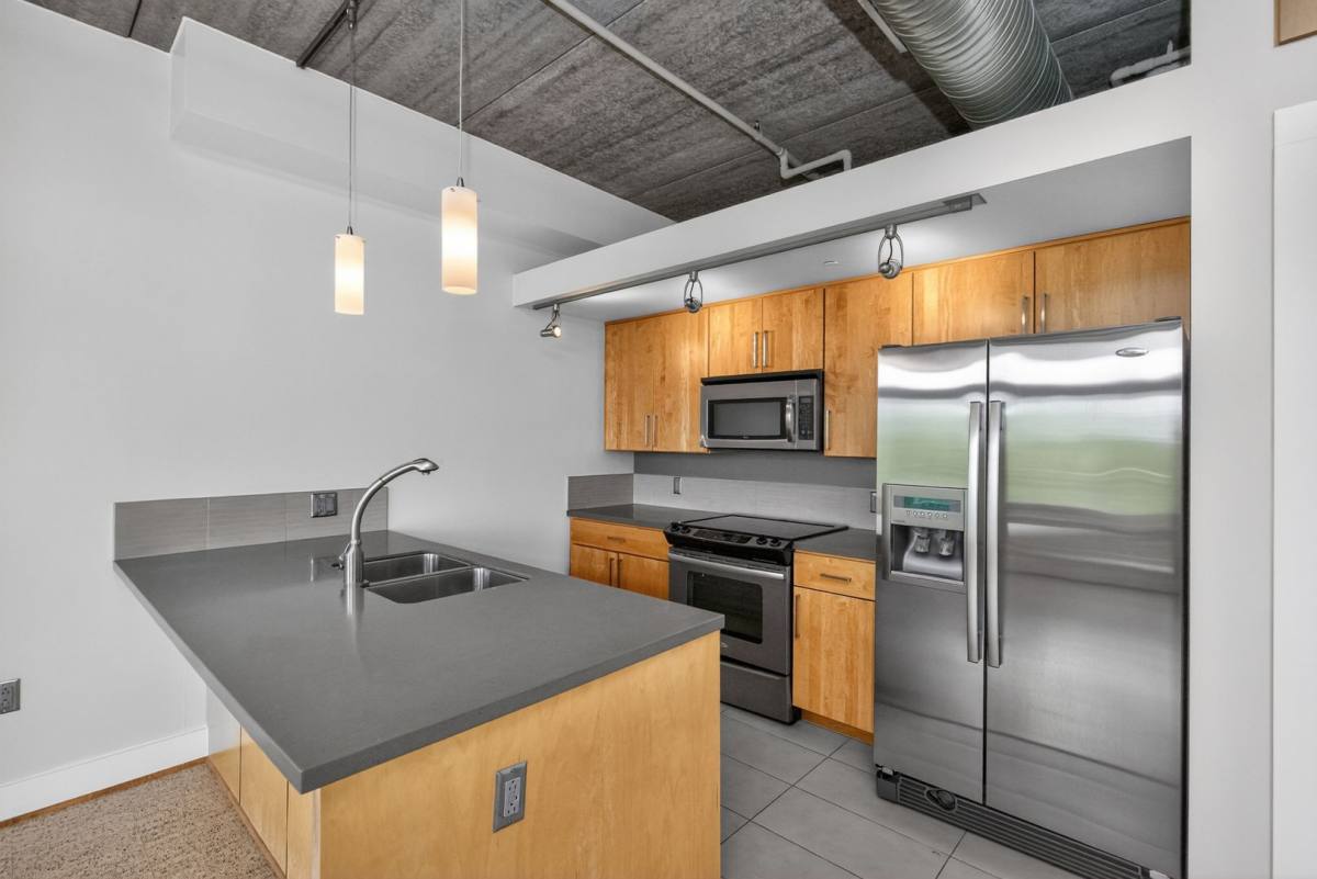 Apartment for rent at 309 E 5th St, Des Moines, IA 50309