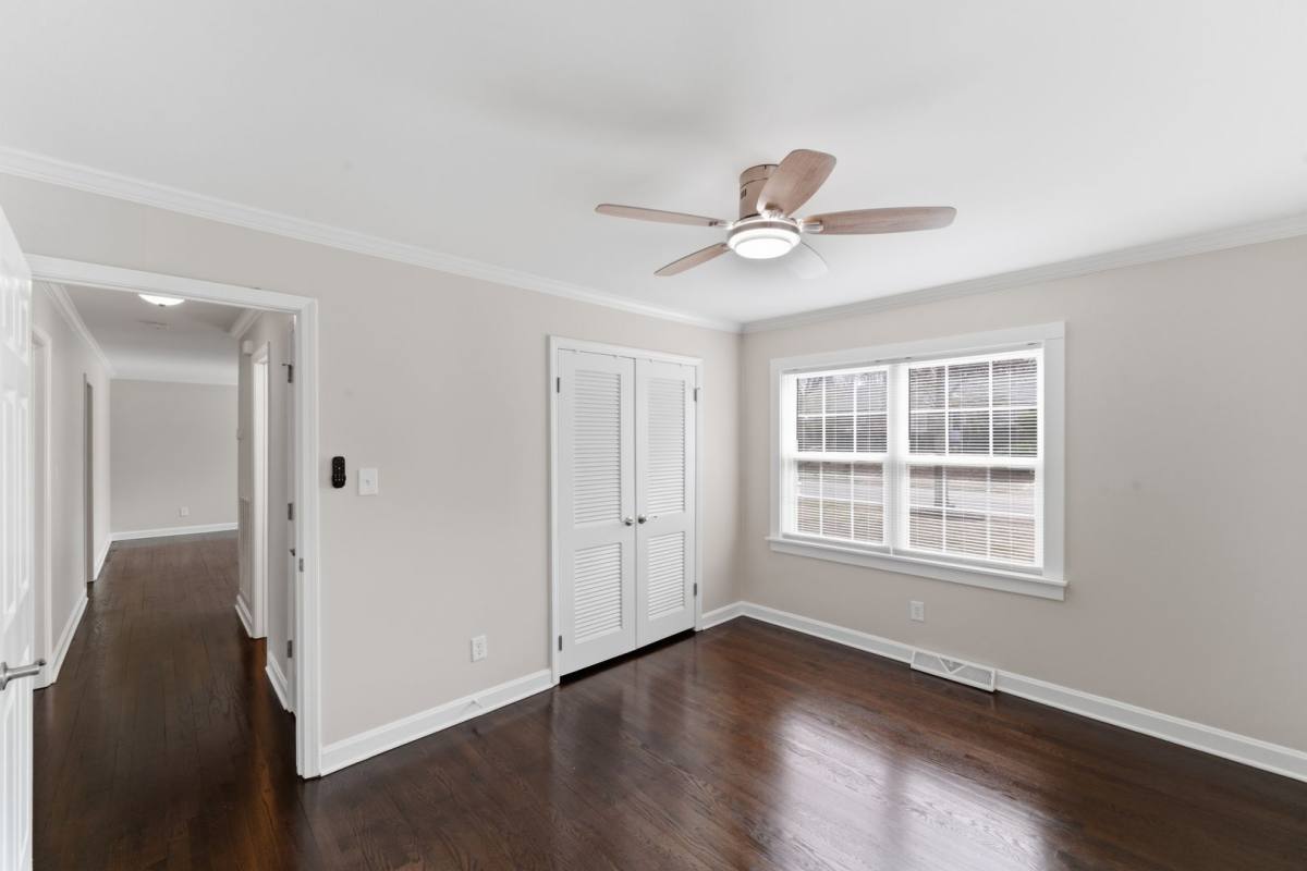 House for rent at 4000 Fieldcrest Rd, Charlotte, NC 28217